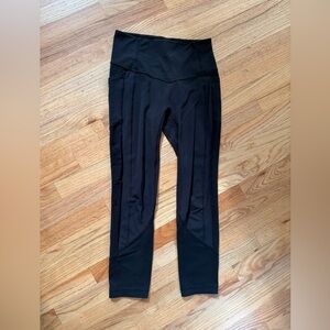 Black lululemon sz6 Athletic Leggings with pockets